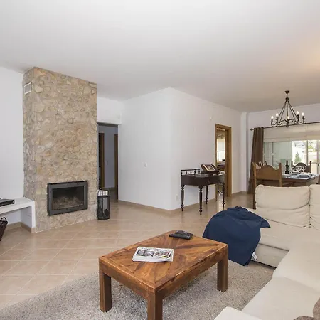 בית נופש Casa Oliveira לואה