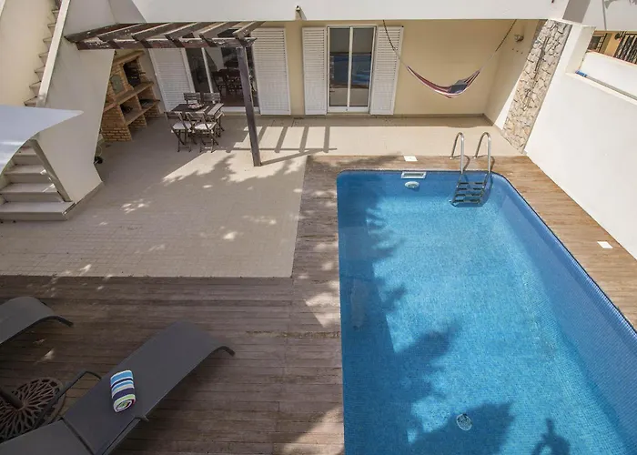 Casa Oliveira *