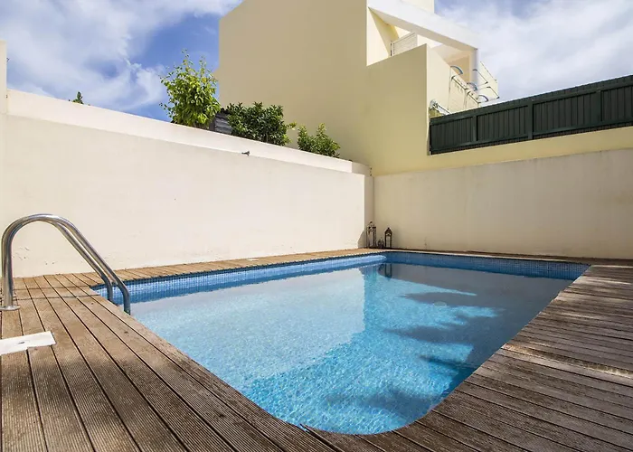 Casa Oliveira Nyaraló *
